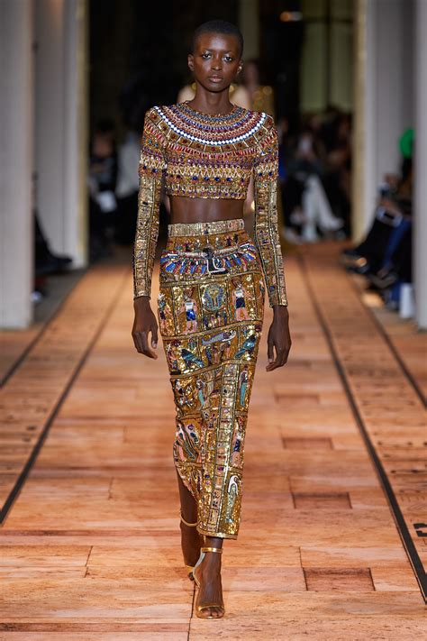 egyptian inspired runway fashion.